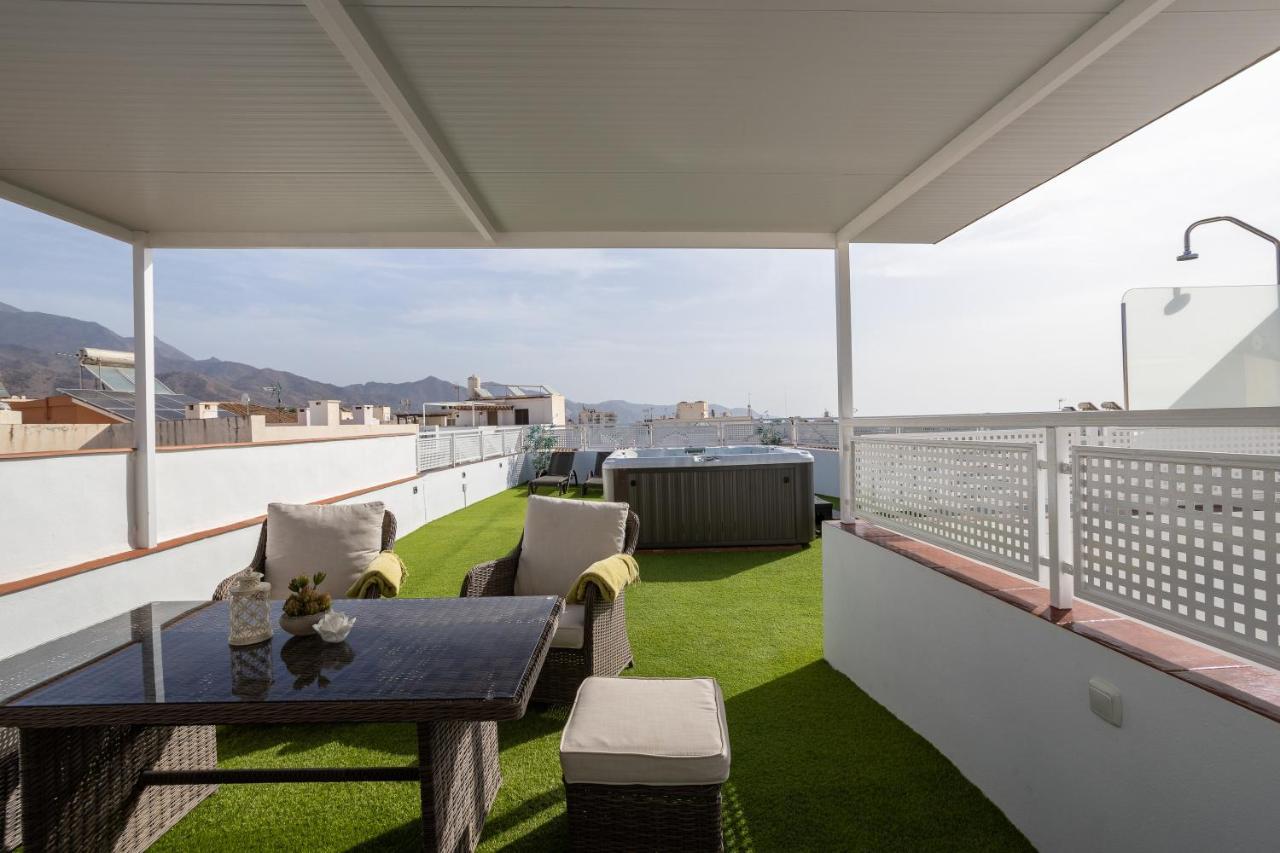 Apartmán Terraza Mar Y Montana Nerja Exteriér fotografie